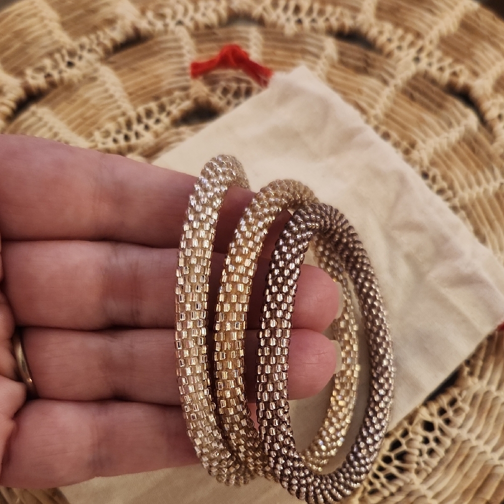 Elegant Gold and Silver Stretch Bead Women's Bangles
